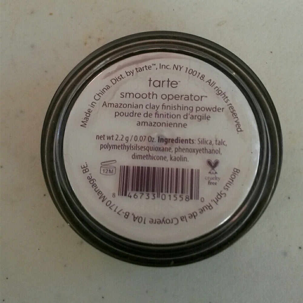 Powder face - Picture 2 of 2